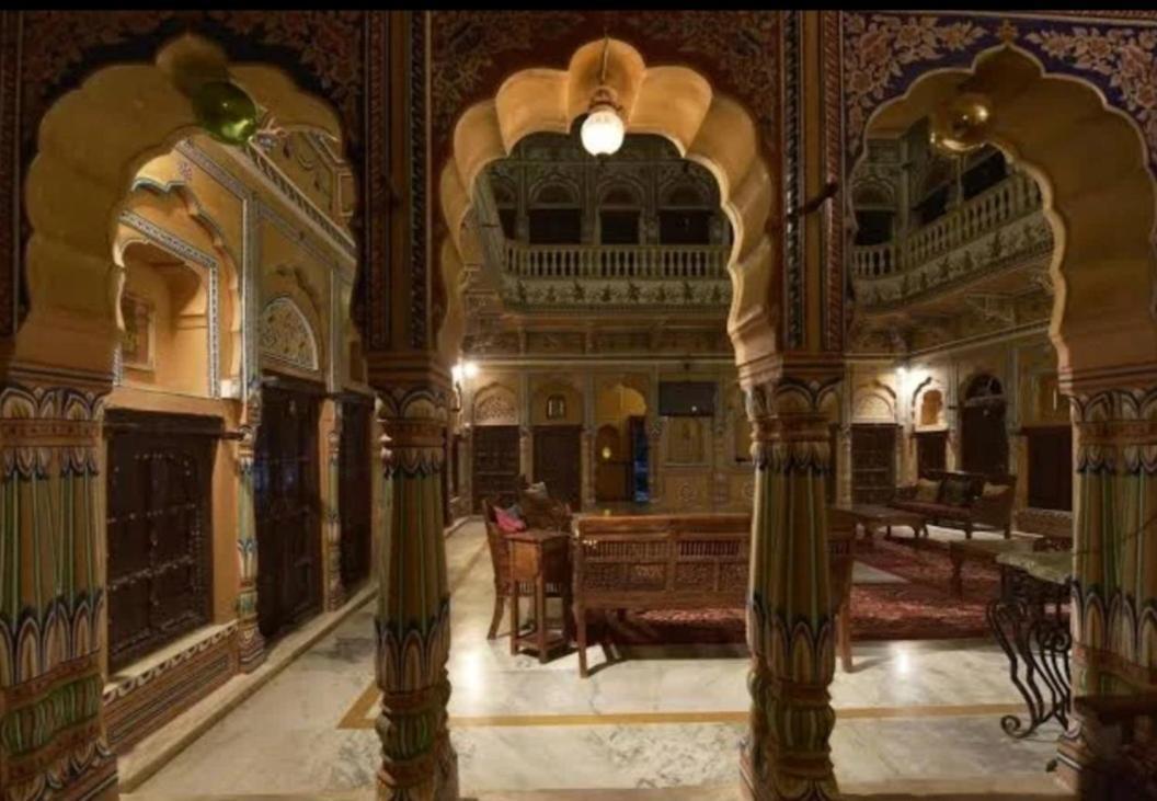 Hotel Mandawa Haveli Exteriör bild