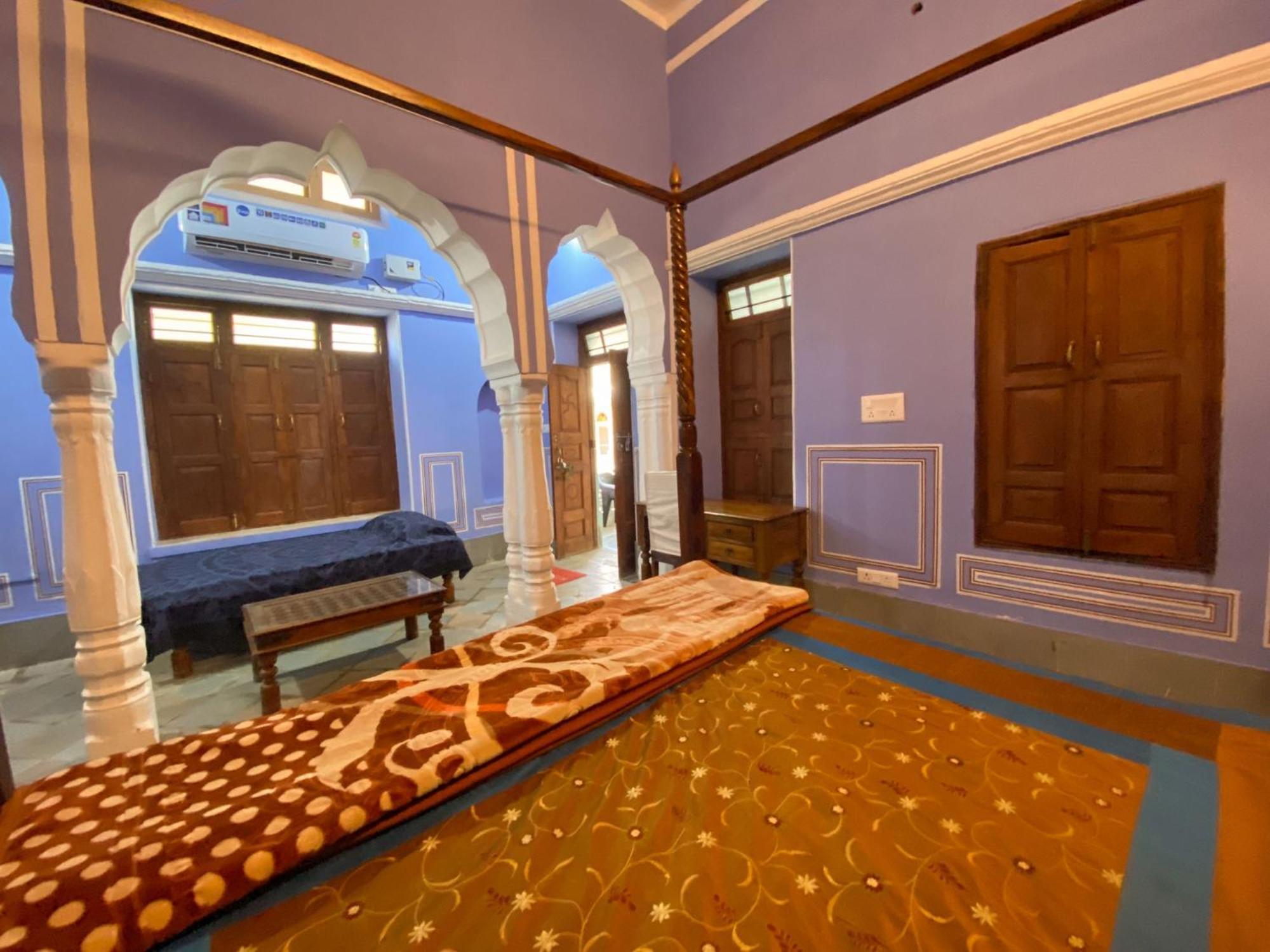 Hotel Mandawa Haveli Exteriör bild