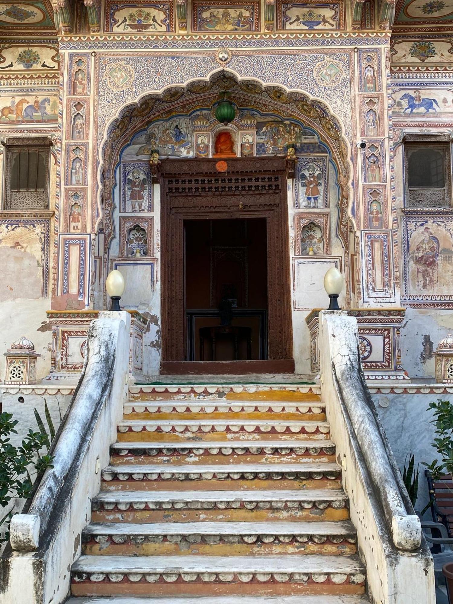 Hotel Mandawa Haveli Exteriör bild